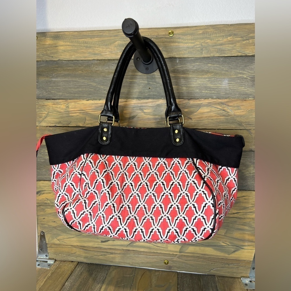 BIN048.4 Deux Lux One Zip Handbag Salmon Pink & Black - Picture 7 of 10
